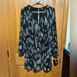 Express Black and White Patterned Dress